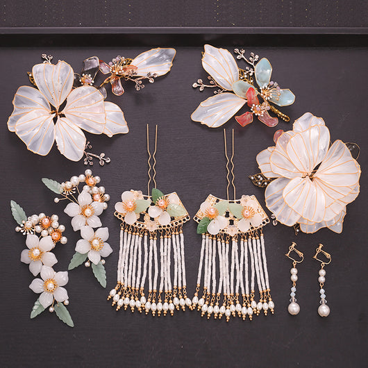 Tocado Estilo Antiguo con Flores Rojas y Flecos - Corona de Pelo Nupcial - Image 15