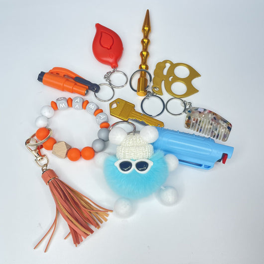 Set de Pulsera Llavero con Bolsa de Bolas de Pelo - Accesorios 4 en 1 - Image 50