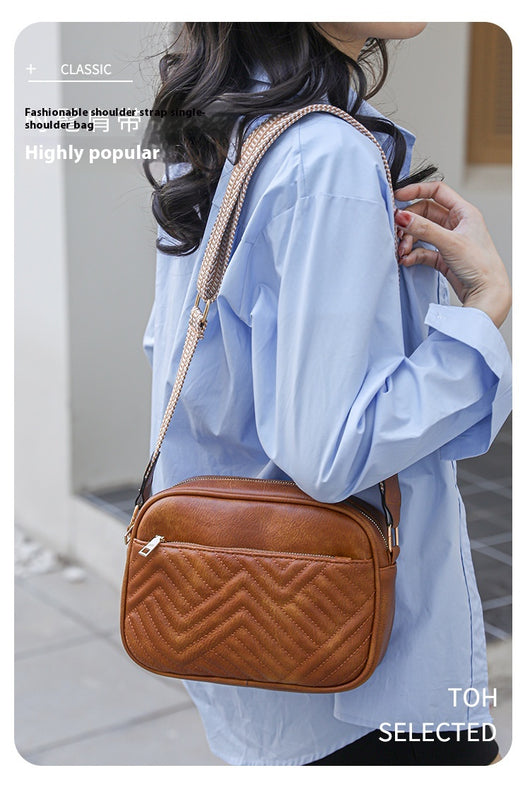 Bolsa Mensajera Cuadrada Estilo Europeo para Mujer - Image 13