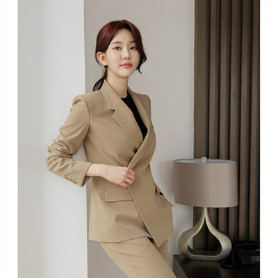 Traje Ejecutivo para Mujer con Cintura Ajustable - Image 7