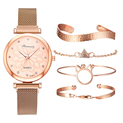 Pulsera Reloj con Cierre Magnético Floral y Malla Milanesa - Image 9