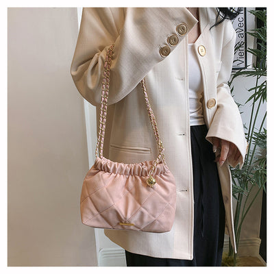 Bolsa Mensajera de Cadena Rombo Elegante para Viajero - Image 19