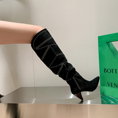 Bota Altura Media con Tacón Puntiagudo y Remaches - Image 18