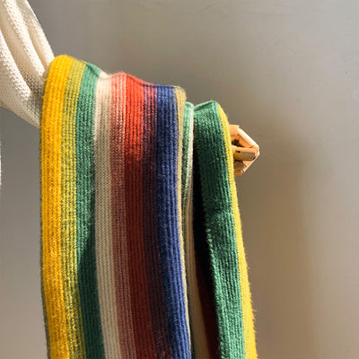 Bufanda Tejida Arcoíris Multicolor - Chal Versátil Todo Uso - Image 3