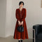 Vestido Rojo Francés con Cintura Ajustada