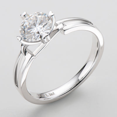 Anillo de Moissanita de 1 Quilate con Diseño de Mariposa de Cuatro Puntas Retorcidas - Image 12