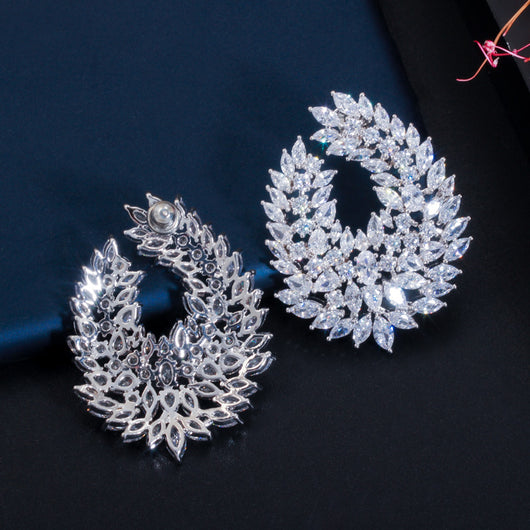 Aretes de Circonita Densidad Premium con Incrustaciones de Lujo - Image 4