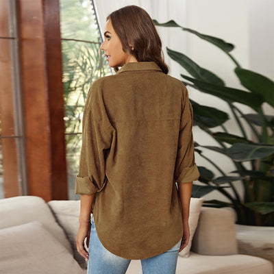 Camisa de Pana para Mujer con Solapa y Bolsillos - Image 2