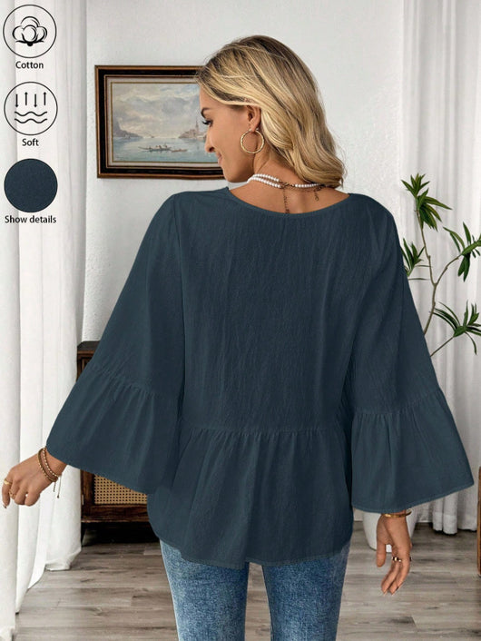 Blusa Cuello V con Mangas Volantes en Colores Sólidos - Image 19