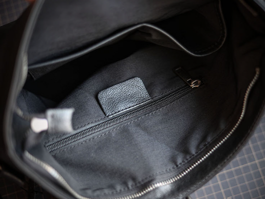 Bolso Bandolera de Cuero para Hombre con Múltiples Bolsillos - Image 12
