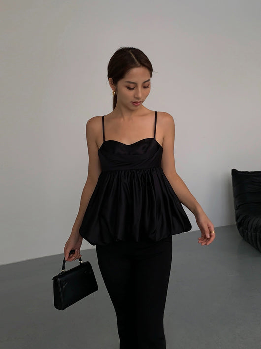 Top Tubo con Tirantes Negros - Blusa Deportiva Elegante - Image 4