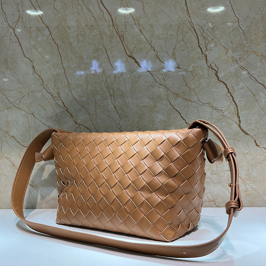 Bolso Mensajero Tejido de Cuero con Gran Capacidad para Mujer - Image 14