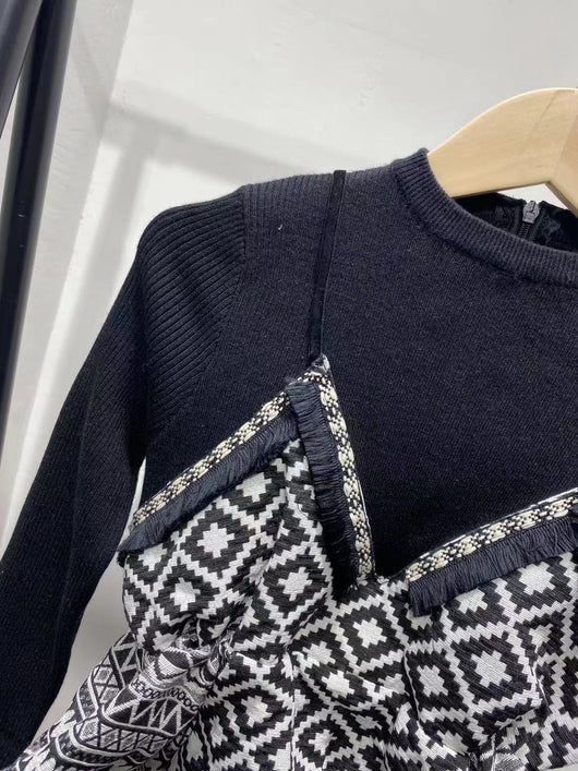 Suéter Corto Slim con Detalles de Combinación para Mujer - Image 13