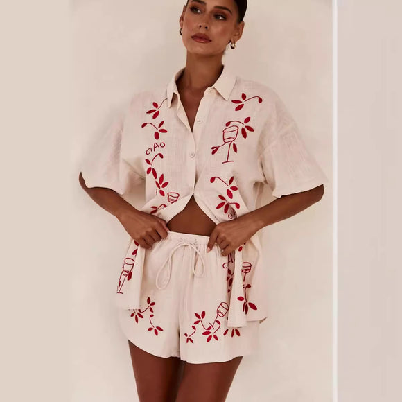 Conjunto Casual de Camisa Corta con Bordado 3D y Textura
