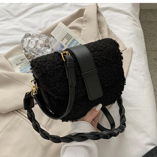 Bolsa Bandolera de Peluche Otoño Invierno - Diseño Minimalista - Image 2
