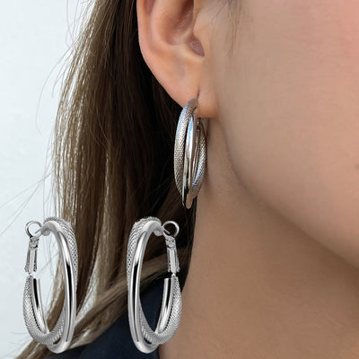Aretes Redondos Retro Francés con Textura Esmerilada - Diseño Minimalista Versátil - Image 3
