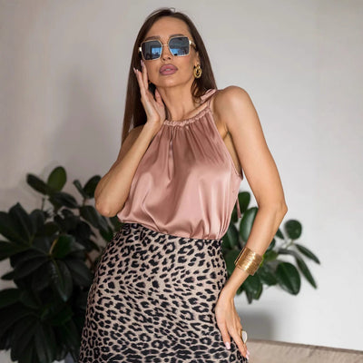 Blusa Suelta sin Mangas con Cuello Colgante y Pliegues - Image 4