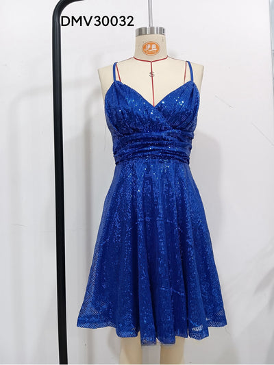 Vestido de Lentejuelas con Cortes Cruzados - Elegancia Vacacional para Mujer - Image 10