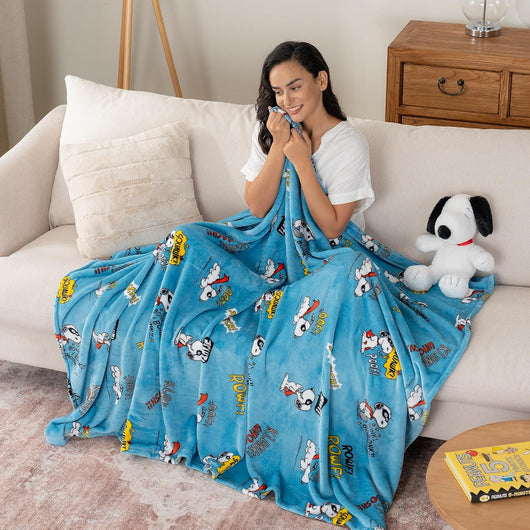 Cobija de felpa Peanuts Velvet Loft Snoopy 140 x 178 cm – Diseño The Flying Ace, oficial y ultra suave - Tekeno