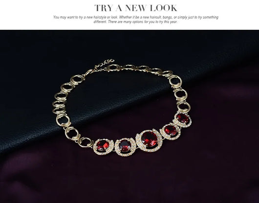 Conjunto de Joyería Nupcial Dorado con Cristales y Circones Verde y Rojo - Image 12