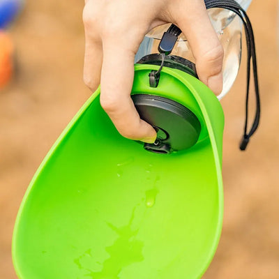 Botella Dispensadora de Agua Portátil para Perros con Cuenco Integrado - Image 21