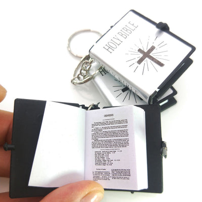 Mini Biblia Inglesa Llavero de Papel Real - Joyería Cristiana Portátil - Image 25