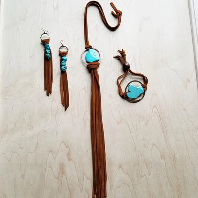 Brincos de Couro com Franjas e Pedras Turquesa - Caramelo 223f