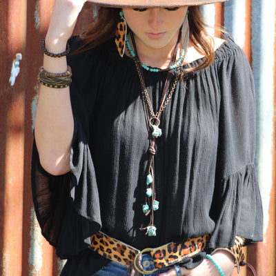 **Blue Turquoise, Wood and Copper Beads Necklace 230g