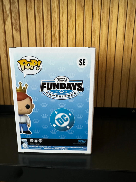 Funko Fundays Experience 2025: Pop! Originals DC Freddy Funko as Orange Lantern (Translucent) LE2000 - Tekeno