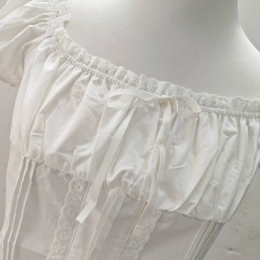 Blusa Corta de Encaje con Cuello Cuadrado y Lazada - Image 17