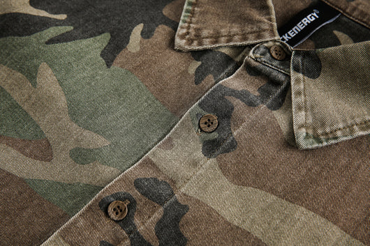 Camisa Hombre Camuflaje Vintage con Efecto Tinta Desgastada - Image 7