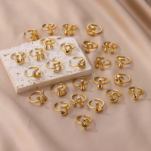 Anillo de Letras Bubble Dorado en Oro 18K Chapado - Image 106