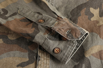 Chaqueta Cargo Camuflaje Retro para Hombre con Bolsillos Funcionales - Image 24