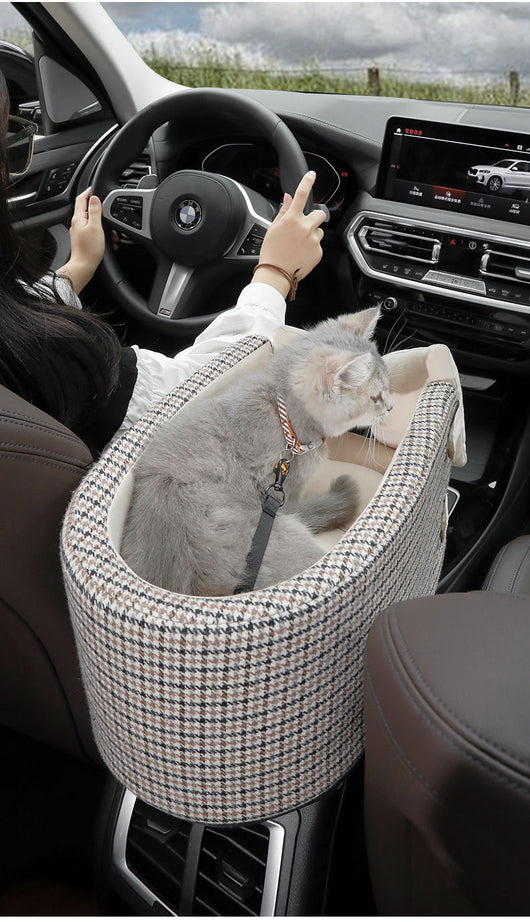 Cama Elevada para Mascotas con Soporte en Consola Central del Auto - Image 11