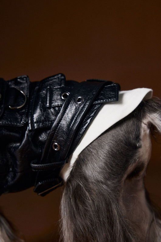 Chaleco de Cuero con Bolsillos de Carga - Diseño Industrial Estampado Mascotas - Image 21