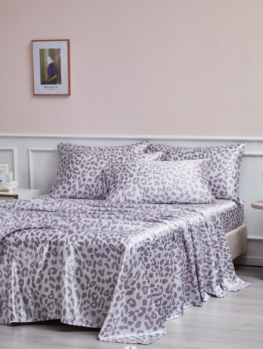 Juego de Sábanas Satinadas de Seda Artificial con Estampado Leopardo Plateado - 4 Piezas - Image 18