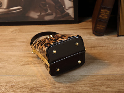 Bolso de Charol Brillante Convertible a Bandolera - Lujo Accesible - Image 54