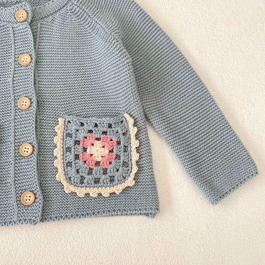 Cardigan Tejido a Mano para Niños con Cuello Redondo y Bolsillos Calados - Image 21