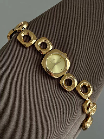Reloj Pulsera Dorado Calado Moderno para Mujer - Image 24