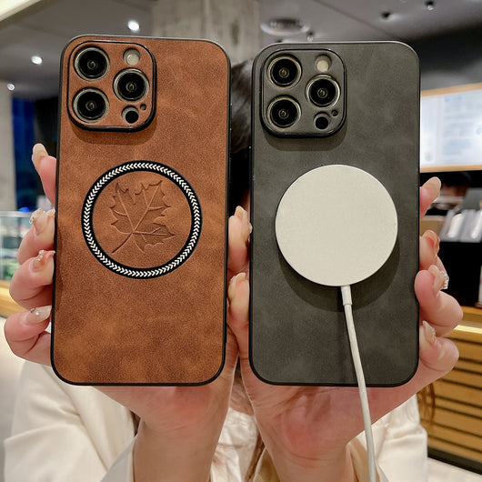 Funda Magnética para Celular en Cuero de Cordero con Diseño de Hoja de Arce - Image 24