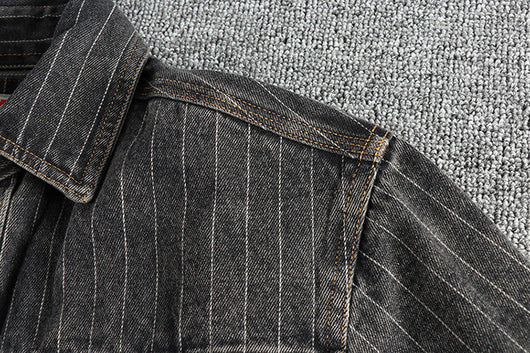 Camisa Denim Retro Británica a Rayas Negras y Grises para Hombre - Image 18