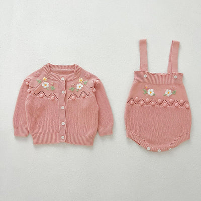Conjunto Tejido a Mano para Recién Nacido - Cardigan y Mameluco con Flor - Image 29