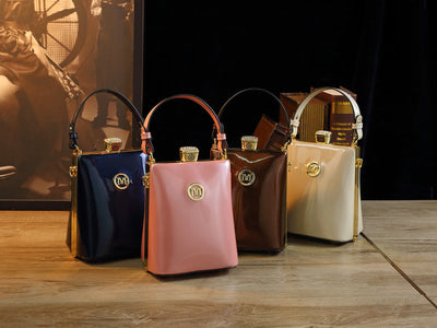 Bolso de Charol Brillante Convertible a Bandolera - Lujo Accesible - Image 30