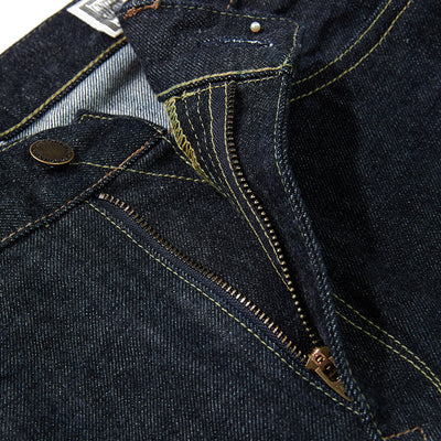 Jeans Slim Rojo Intenso de Corte Clásico - Image 13