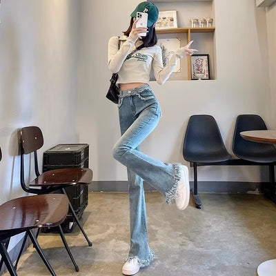 Pantalones Acampanados Desgastados en Tonos Claros para Mujer - Image 11