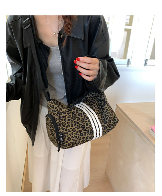 Bolso Mensajero Deportivo Estampado Leopardo Gran Capacidad - Image 26