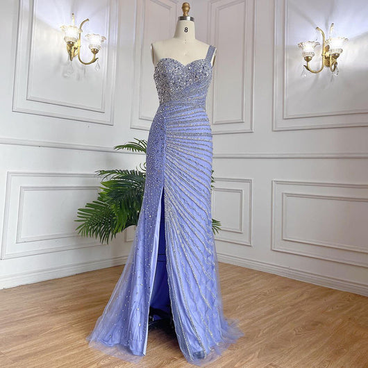 Vestido Fishtail Azul con Hombros Descubiertos y Cuentas Artesanales - Image 42