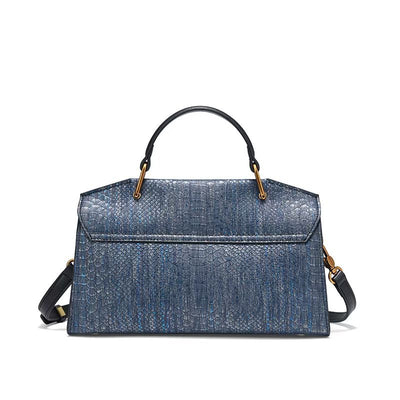 Bolso de Mano Azul con Textura de Serpiente - Diseño Premium para Mujer - Image 7