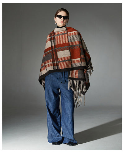 Chal Cuadriculado con Borlas Europeo y Americano en Camel - Image 14