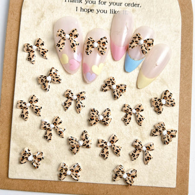 Accesorios de Uñas con Moño Leopardo Maillard - Image 20